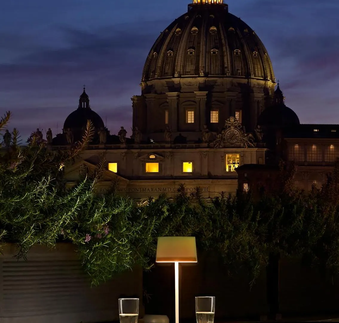 Trianon Borgo Pio Aparthotel Rome