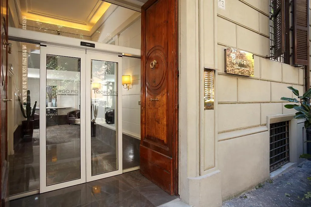 Trianon Borgo Pio Aparthotel Rome 4*,