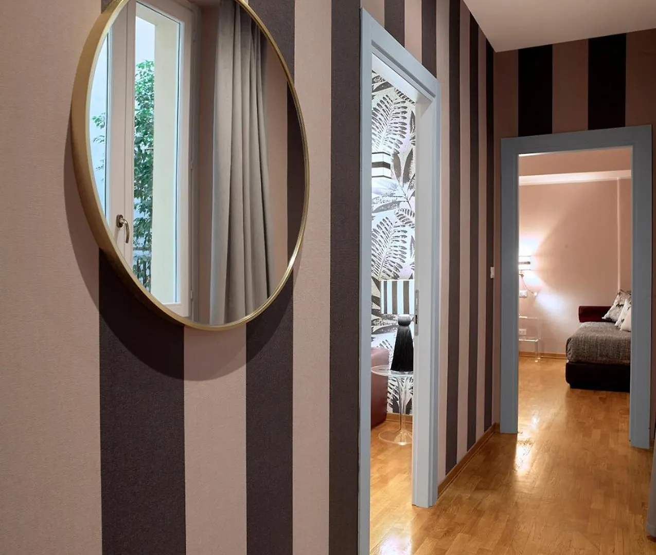 Trianon Borgo Pio Aparthotel Rome Hotel
