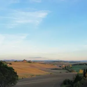 https://agriturismo-la-terrazza-sul-mangia.it-tuscanyhotel.com
