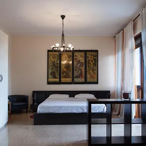 Santa Croce Bed and Breakfast